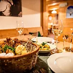 Berghaus Tirol Guest house *