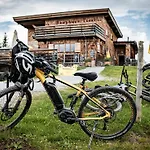 Berghaus Tirol Kitzbuhel