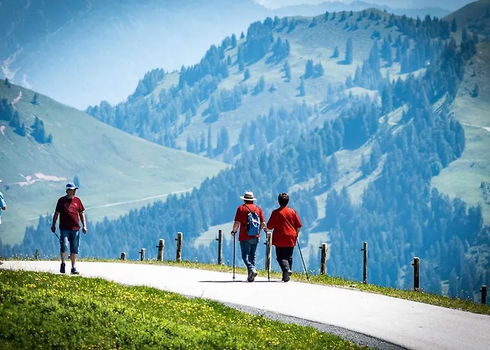 Konukevi Berghaus Tirol *