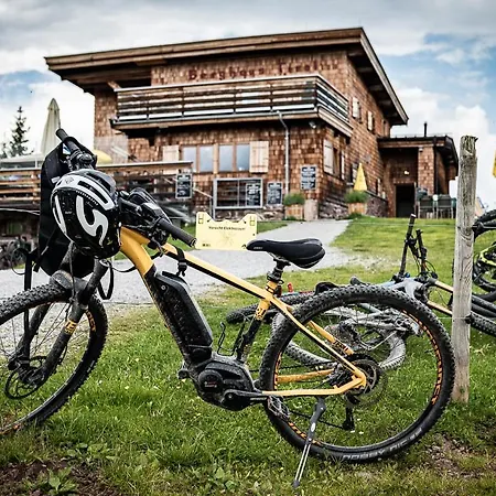 Berghaus Tirol קיצביהל